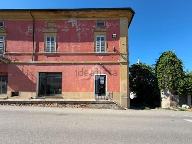 Locale in affitto di 40 m² in Via Roma