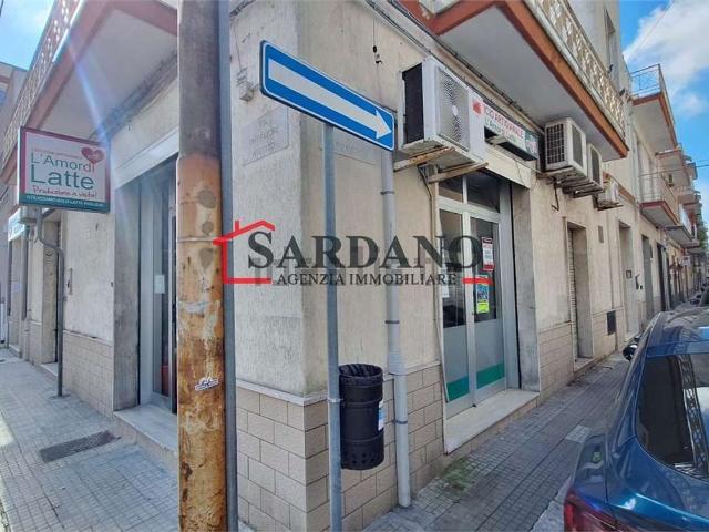 Locale in affitto di 40 m² in Via Romolo