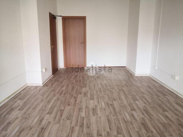 Locale in affitto di 40 m² in Viale Monfenera