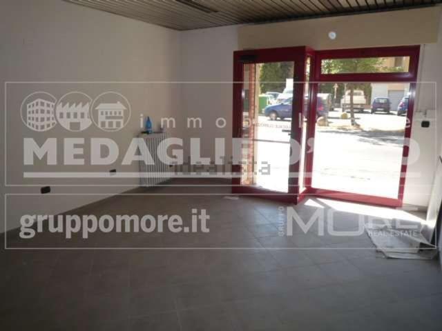 Locale in affitto di 40 m² in Viale Don G. Minzoni, 5