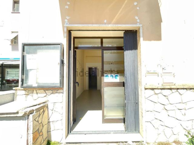Locale in affitto di 40 m²