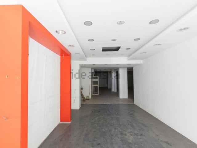 Locale in affitto di 410 m² in Corso Aldo Moro, 141
