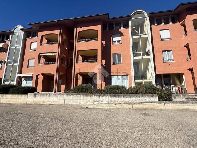 Locale in affitto di 55 m² in Corso R. Scagliola, 163