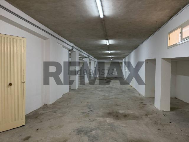 Locale in affitto di 422 m² in Via Massimo D&apos Azeglio, 29