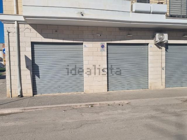 Locale in affitto di 42 m² in Via Lecce