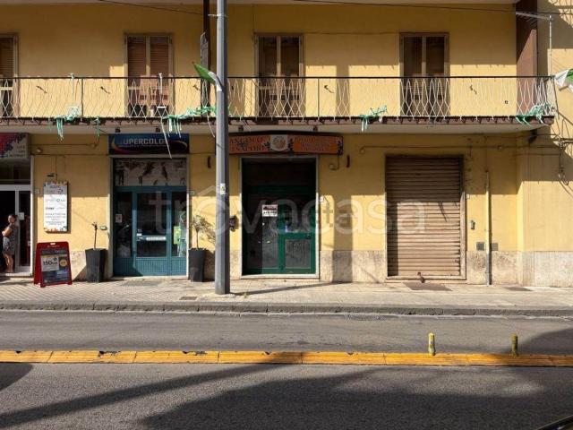 Locale in affitto di 42 m²