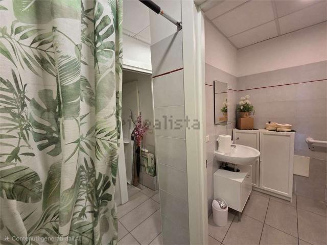 Locale in affitto di 42 m²