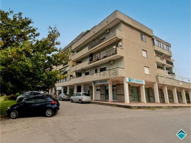 Locale in affitto di 438 m² in Via Salvator Rosa, 164