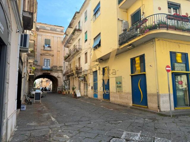 Locale in affitto di 47 m² in Corso Gran Priorato di Malta, 120
