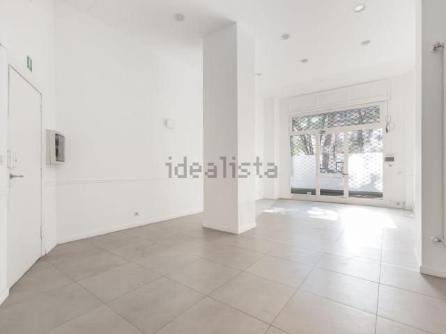 Locale in affitto di 47 m² in Via Bartolomeo Eustachi, 44