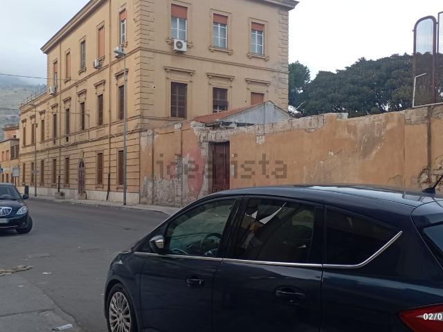 Locale in affitto di 47 m² in Via Comandante Simone Gulí, 142
