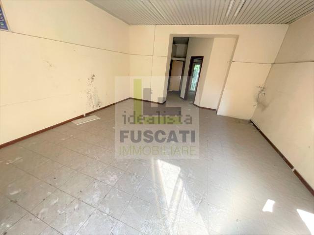 Locale in affitto di 47 m² in Via Napoli