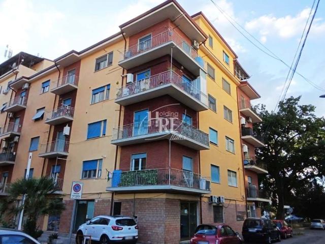 Locale in affitto di 47 m² in Via Silvio Sesti, 23