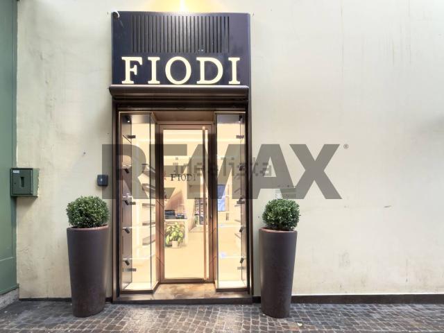 Locale in affitto di 44 m² in Via Tino di Camaino, 19