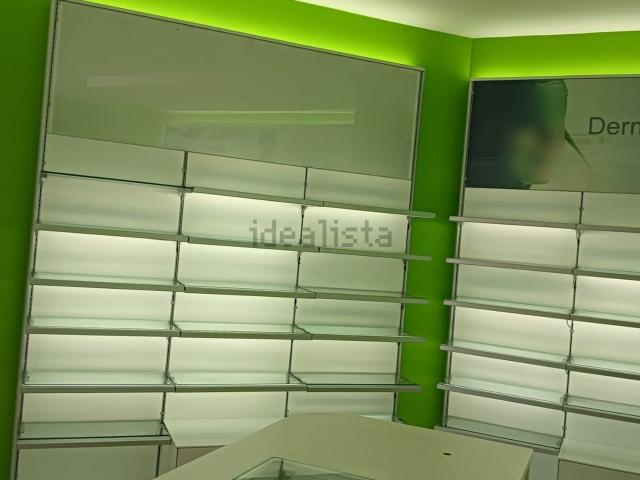 Locale in affitto di 44 m² in Via Villa di Faonte