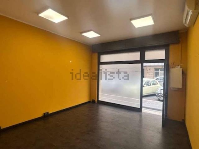 Locale in affitto di 44 m² in Via Altavilla Irpina
