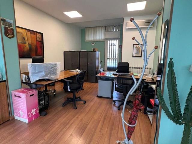Locale in affitto di 44 m² in Via delle Querce, 1