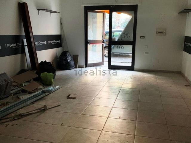 Locale in affitto di 44 m² in Viale della Resistenza