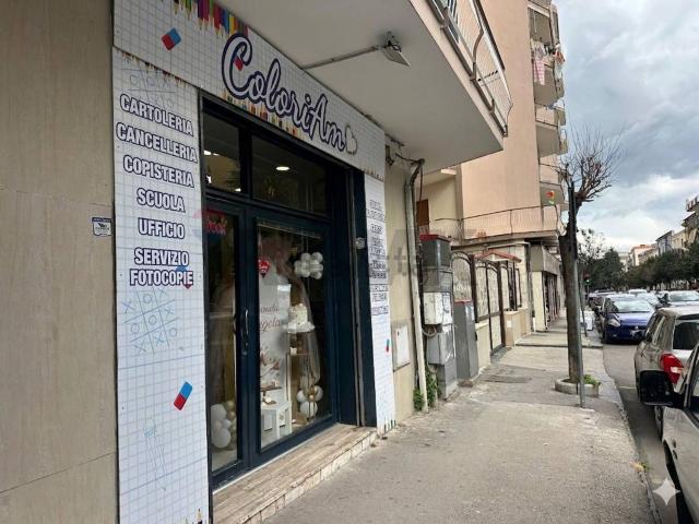 Locale in affitto di 44 m²