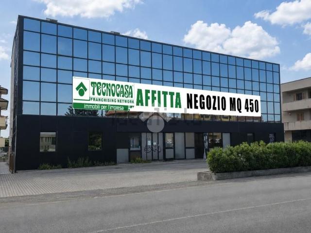 Locale in affitto di 450 m² in Via Castelletto, 52