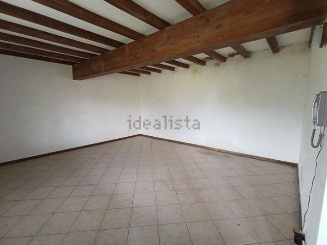 Locale in affitto di 450 m² in Via Angelo Banti