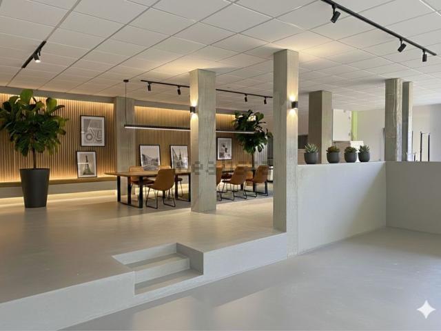 Locale in affitto di 457 m² in Via Antonello da Messina