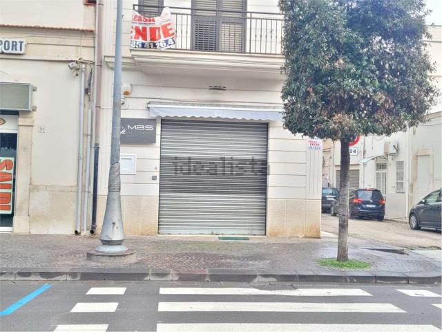 Locale in affitto di 45 m² in Corso Aldo Moro, 93