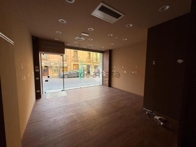 Locale in affitto di 45 m² in Corso Giuseppe Garibaldi, 127