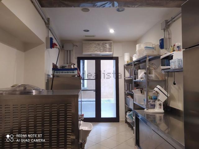 Locale in affitto di 45 m² in Piazza del Mercato