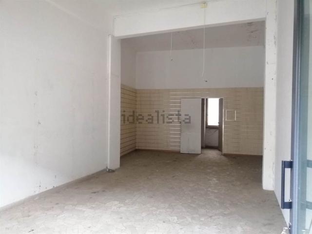 Locale in affitto di 45 m² in Piazza del Mercato