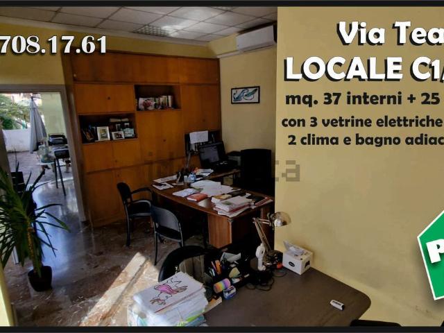 Locale in affitto di 45 m² in Via Teano, 9