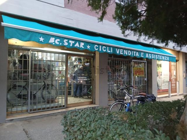 Locale in affitto di 45 m² in Via Toscana, 149