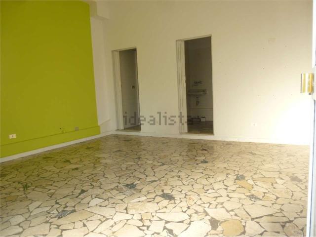 Locale in affitto di 45 m² in Via Angioletto Focaccia