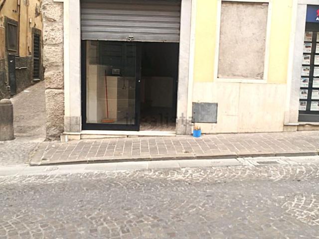 Locale in affitto di 45 m² in Via Camillo Benso Conte di Cavour, 70