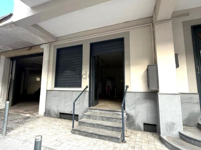 Locale in affitto di 45 m² in Via Caputo, 4
