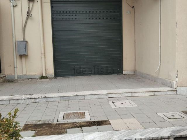 Locale in affitto di 45 m² in Via Caudio