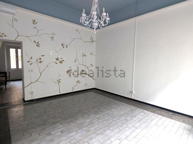 Locale in affitto di 45 m² in Via Cavour