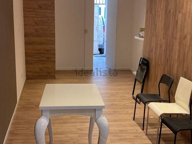 Locale in affitto di 45 m² in Via Dante Alighieri, 39