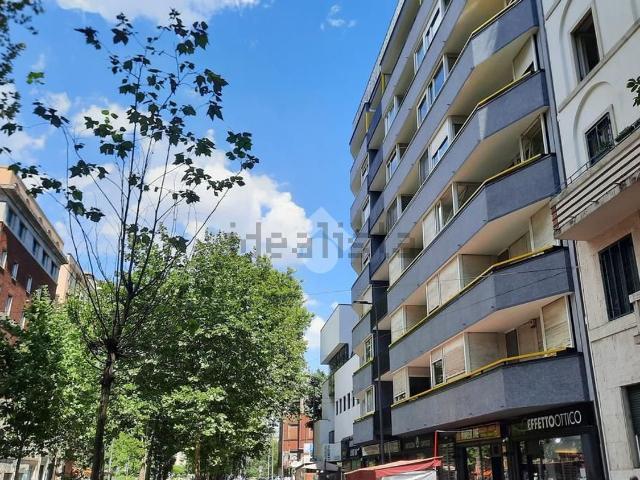 Locale in affitto di 45 m² in Via Giovanni Pascoli, 60