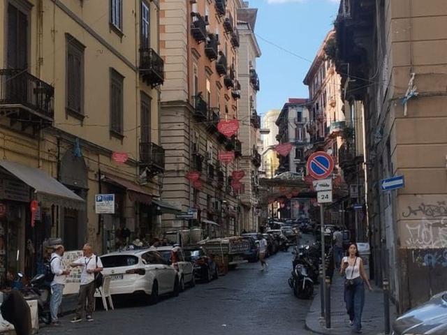 Locale in affitto di 45 m² in Via Miroballo Al Pendino