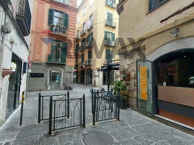 Locale in affitto di 45 m² in Via Portanova, 18