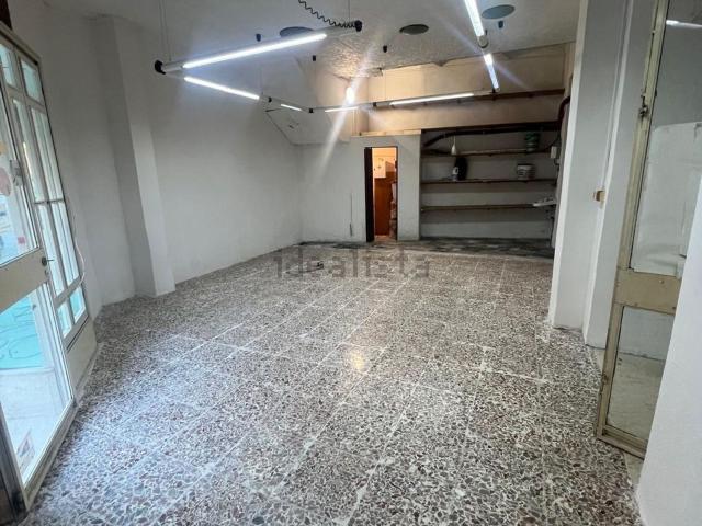 Locale in affitto di 45 m² in Via Roma, 139