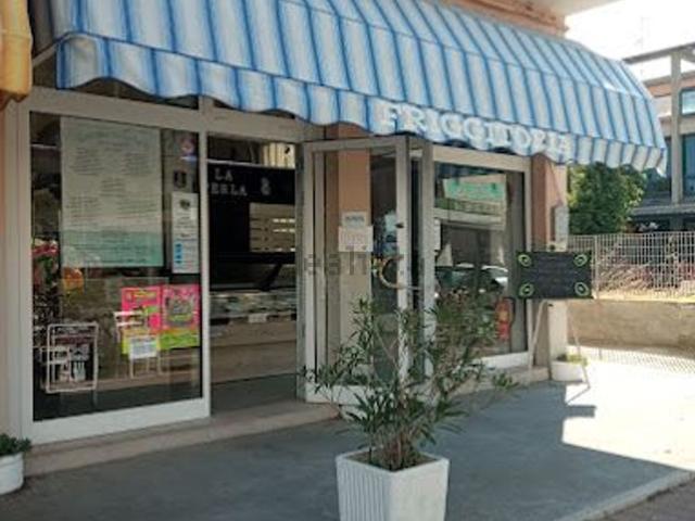 Locale in affitto di 45 m² in Viale Dolomiti