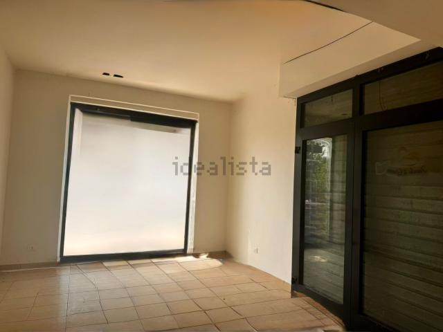 Locale in affitto di 45 m² in Viale Sinibaldo Vellei