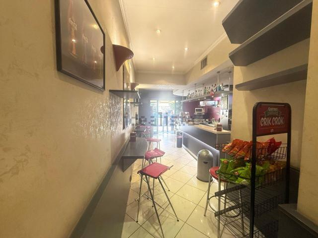 Locale in affitto di 45 m² in Viale Tirreno, 114