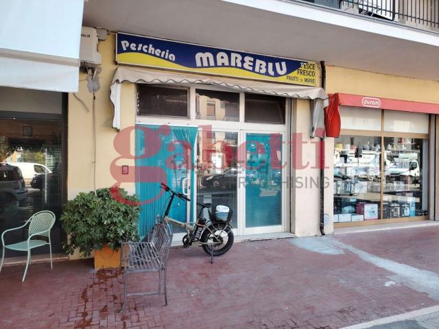 Locale in affitto di 46 m² in Via Campania