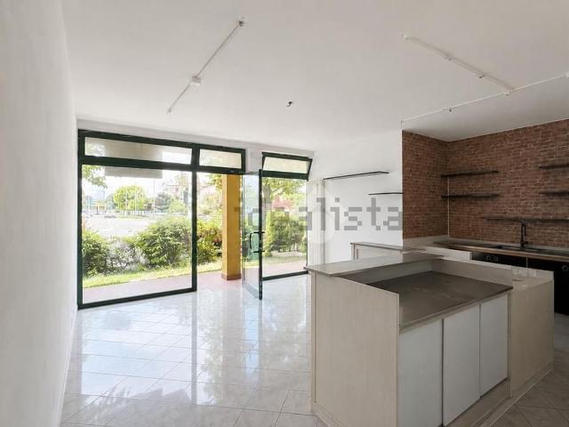 Locale in affitto di 46 m² in Via Pagan Don Giuseppe, 4