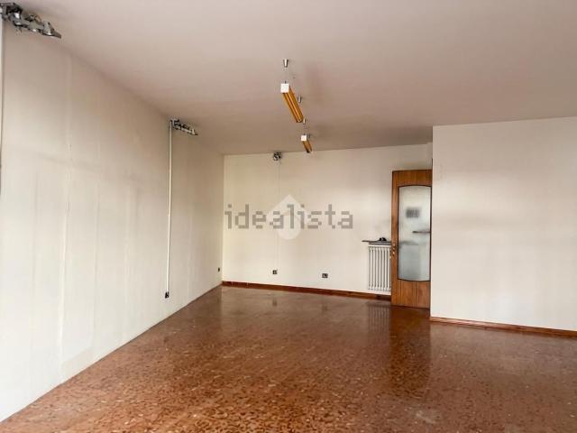 Locale in affitto di 46 m² in Via Santo Lorenzo, 7