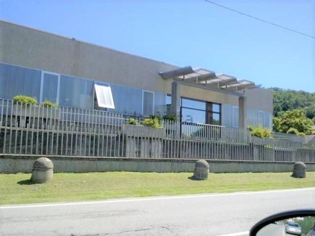 Locale in affitto di 475 m² in Via per Possaccio