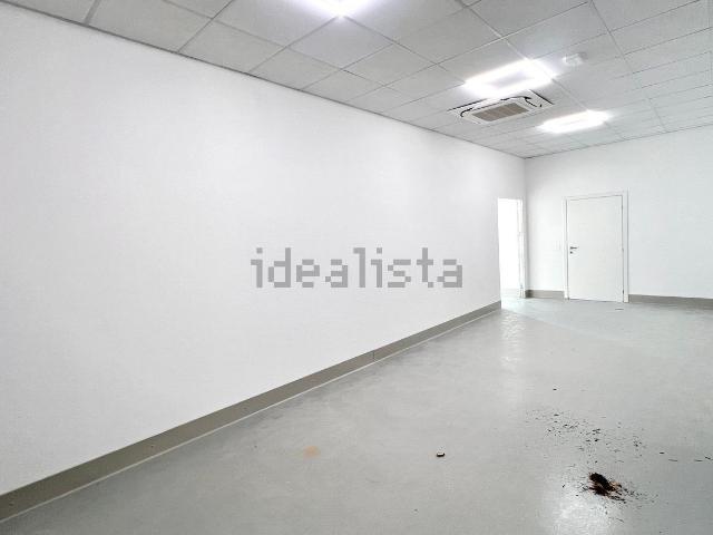 Locale in affitto di 480 m² in Via S. Caterina, 40